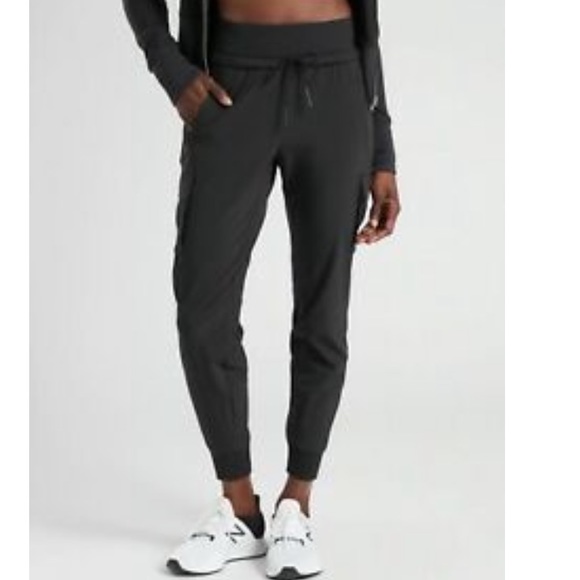 Athleta sutton jogger cargo pants - Picture 2 of 7
